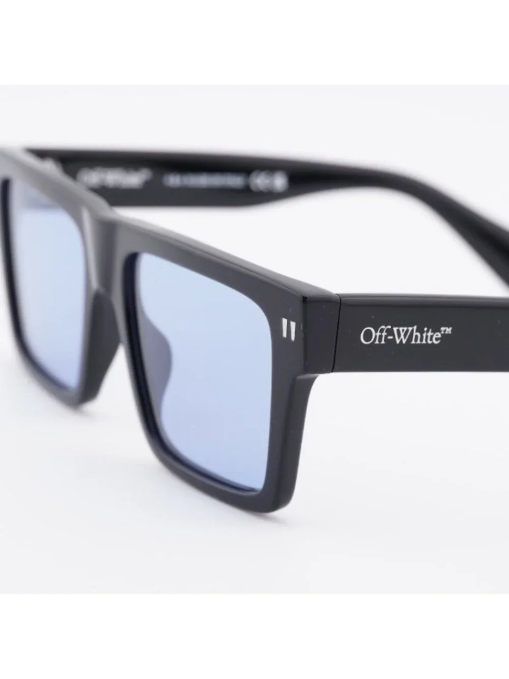Off-White OERI109 LAWTON 1040 Sunglasses Shiny Black Square Frame, Blue Lenses